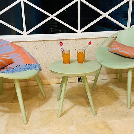 Beautiful Studio Two Steps To The Beach Torrevieja Kültér fotó